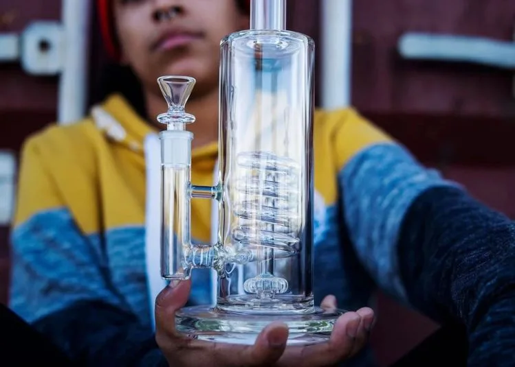 portable small bong and stable beaker bong comparison