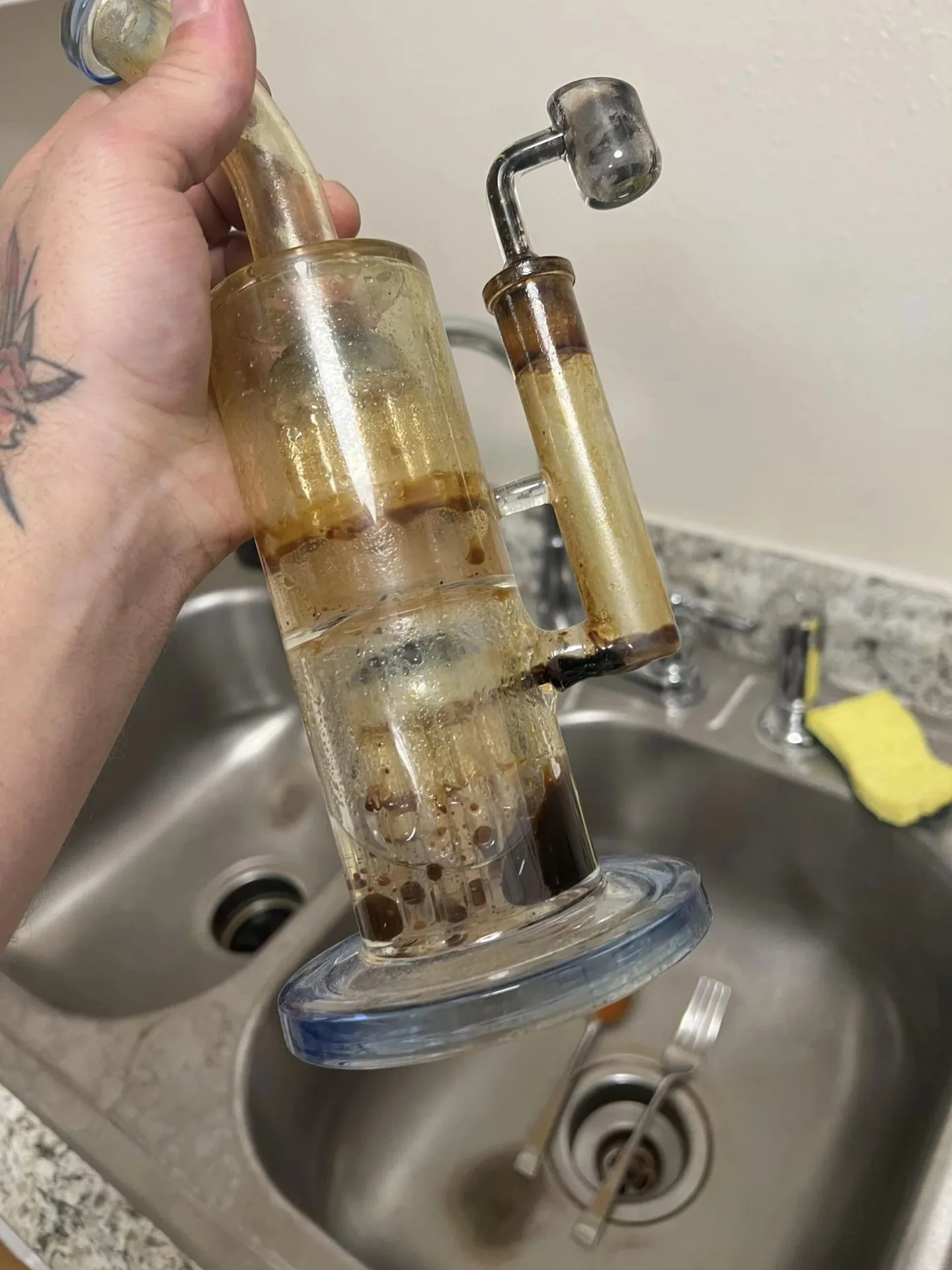 dirty percolator bong cleaning maintenance challenge