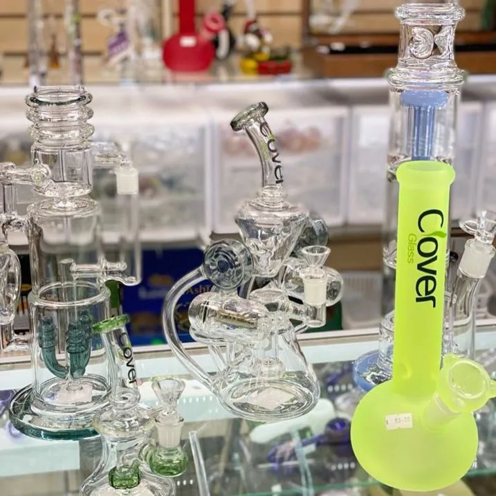 glass water pipe versus DIY gravity bong comparison