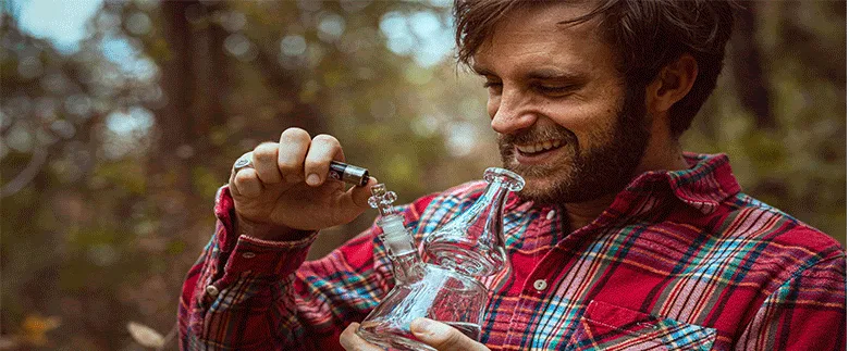 borosilicate glass bong bowl replacement piece close-up